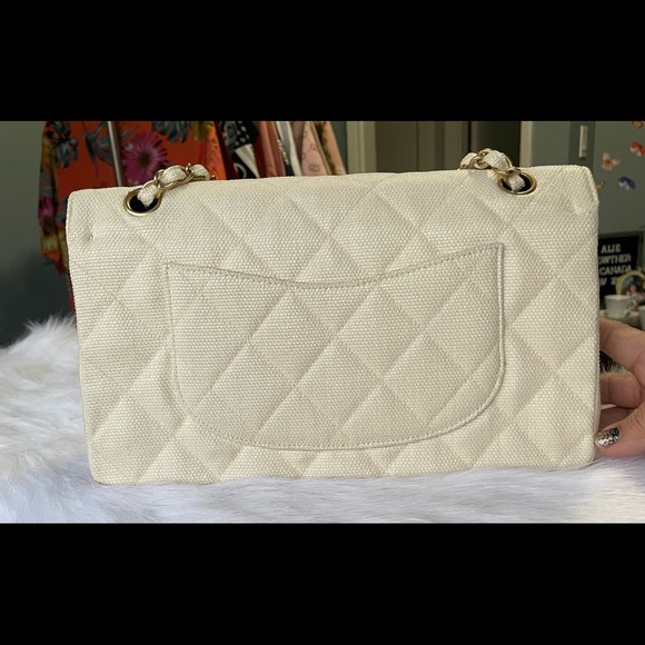 -sold on Instagram- Chanel double flap medium - Picture 3 of 15